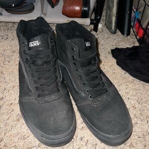 Men’s high top Sk8 hi’s size 11